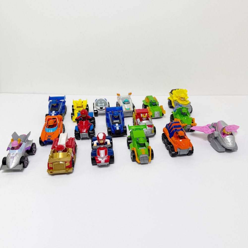 Paw Patrol True Metal Vehicles Lot of 17 Diecast Toy Cars 1:55